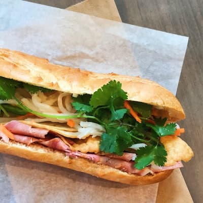 Bánh mì cả đời (60 năm cuộc đời)