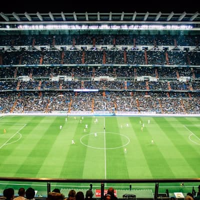 Mua một đội bóng Premier League